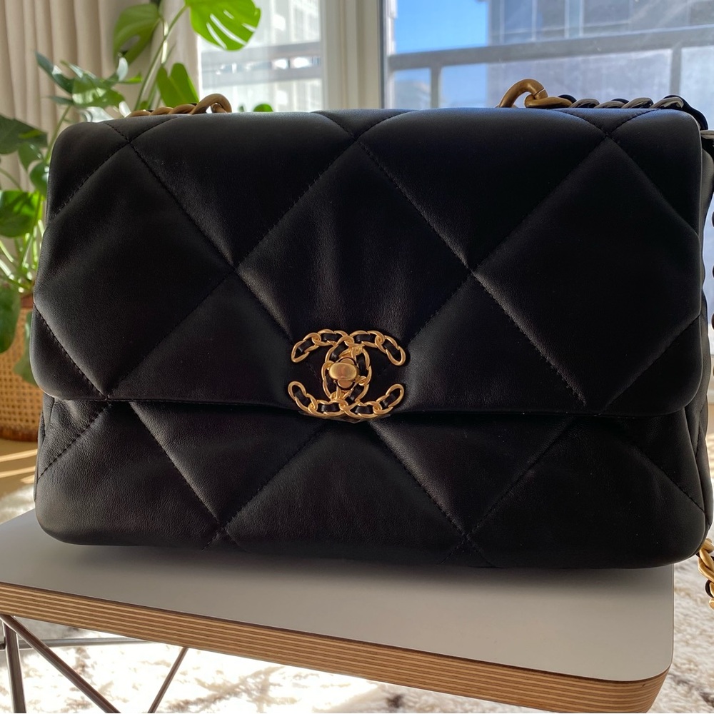 Chanel 19 Large Handbag in Black